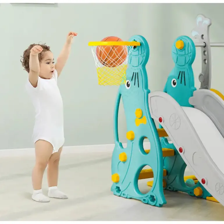 Kids Zone rutsjebane og basket