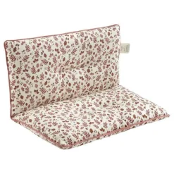 We Are Bitte - Esther Hynde - Rose Forest